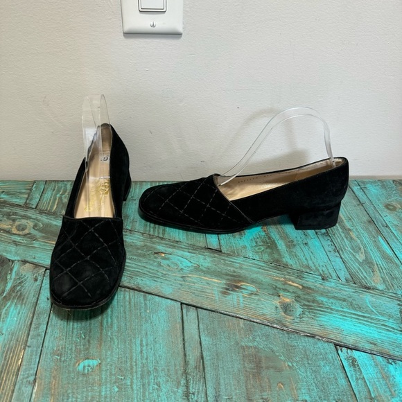 Salvatore Ferragamo Quilted Suede Square Toe Chunky Heels Size 9.5 Classic - Picture 2 of 13